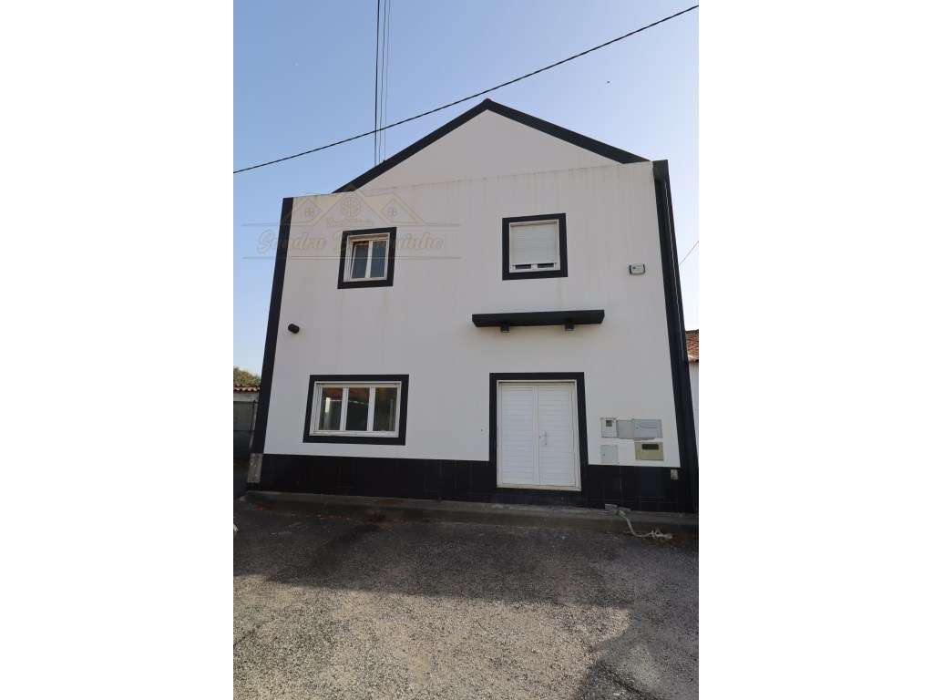 Apartamento T1 COMPLETAMENTE NOVO-22