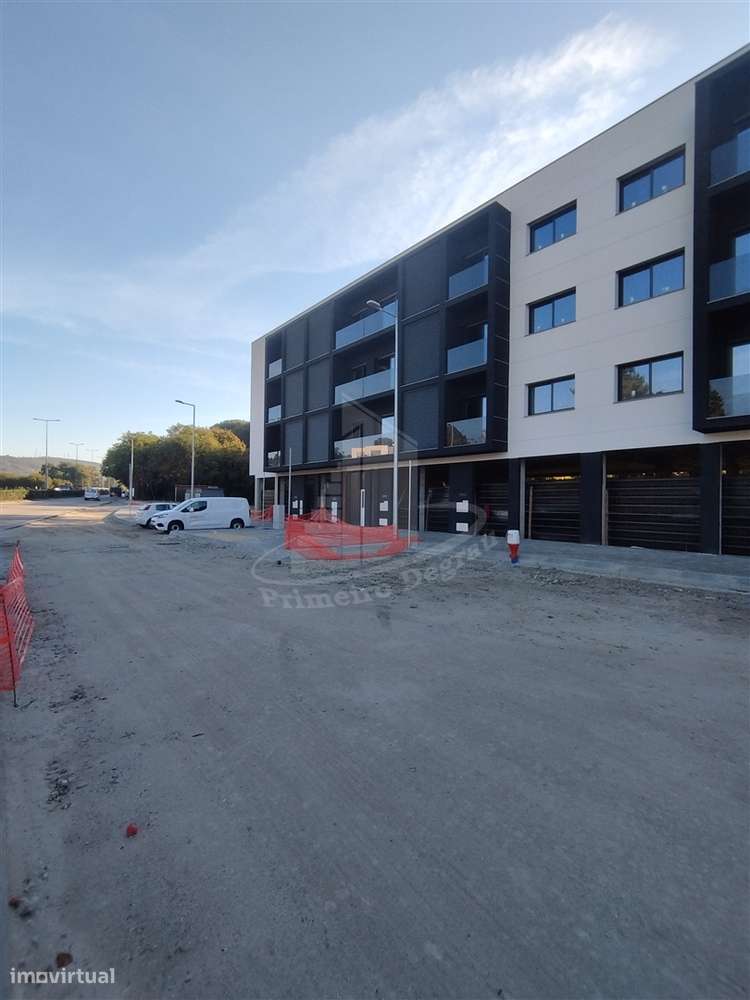 Lojas com Diversas Áreas – Encontre a Sua Ideal! - Grande imagem: 3/16