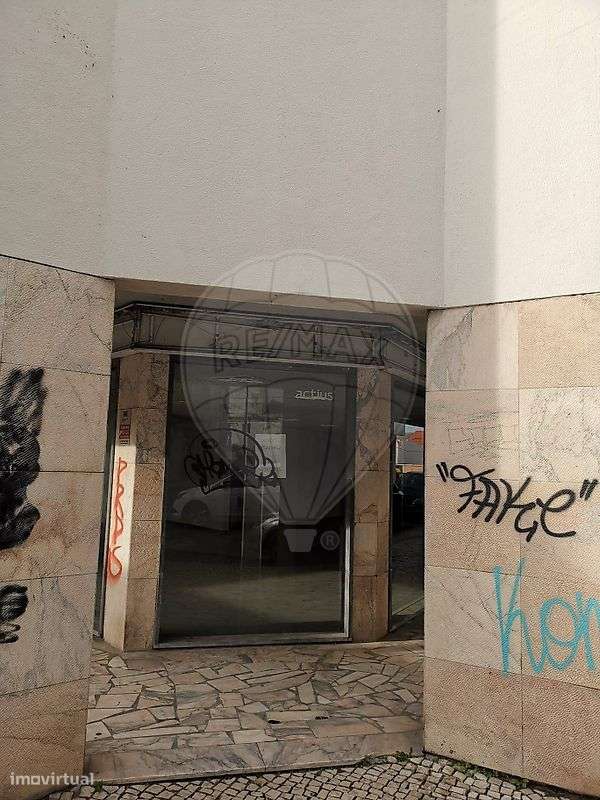 Loja  para arrendamento - Grande imagem: 3/13
