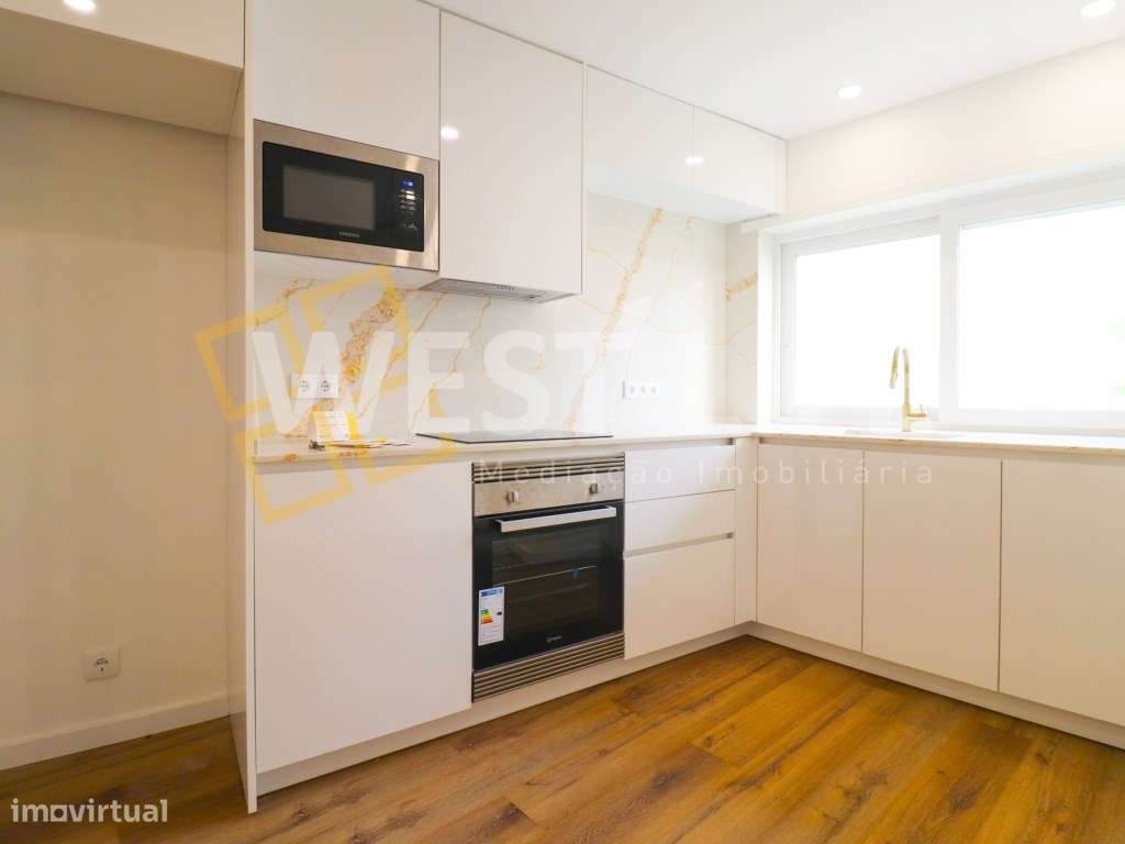 Apartamento T2 TOTALMENTE RENOVADO com terraço! - Excelentes acabam... - Grande imagem: 4/22