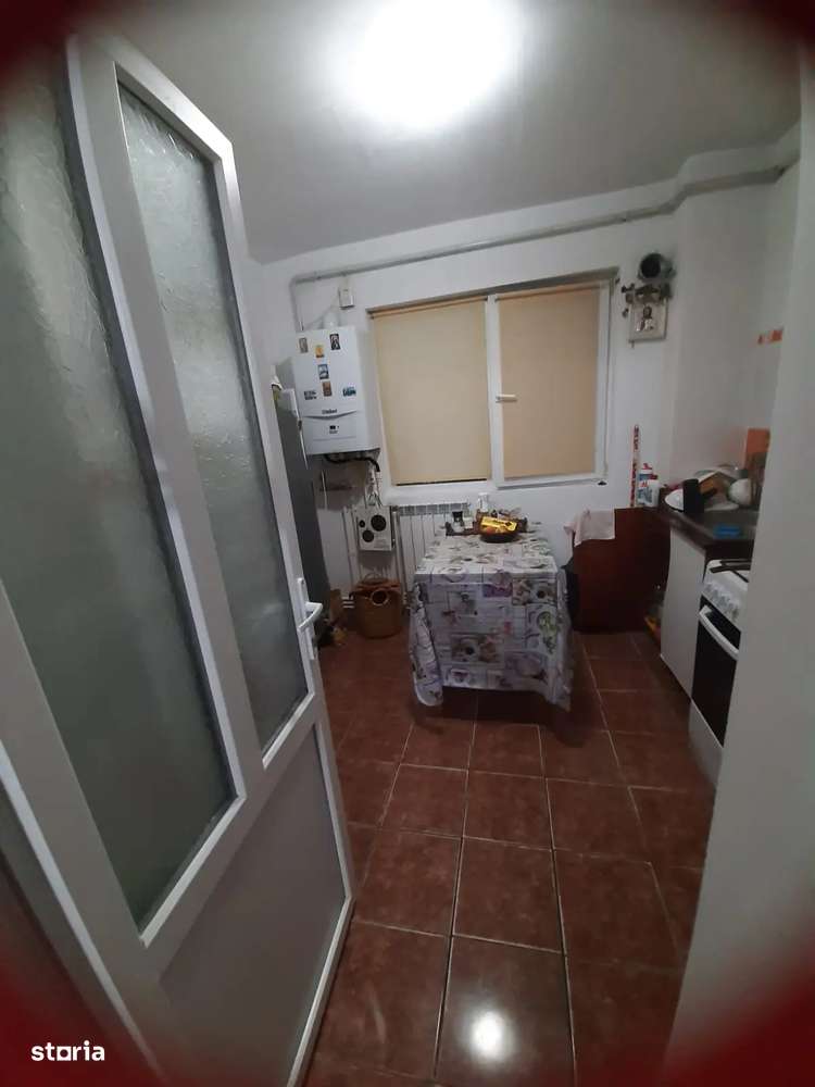 Apartament cu 2 camere ~ zona Unirii Sud ~ etaj 1 din 4-8