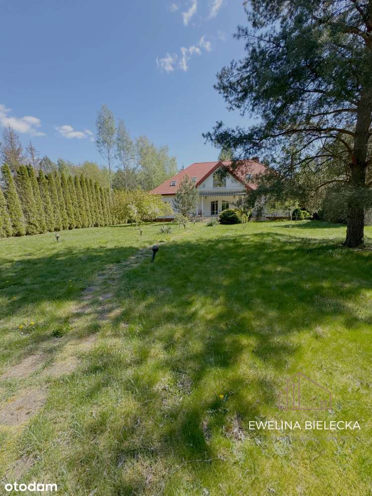 Klasyczny Rodzinny Dom W Milanówku - Pełny obrazek: 4/7