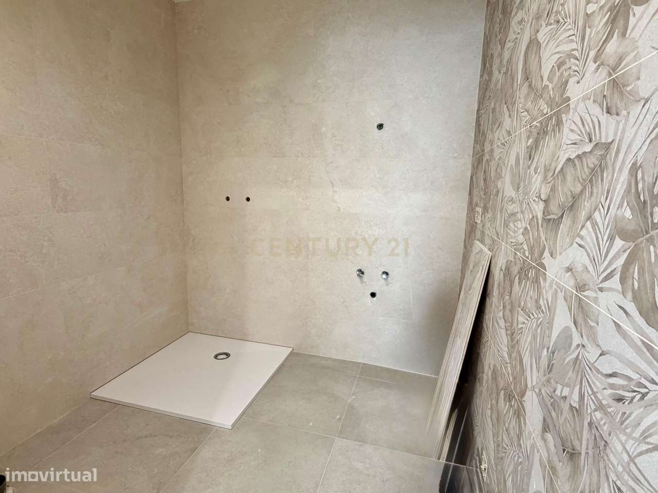 Moradia T3 totalmente remodelada | Lote 1.933m² | Alhadas, Figueira da-14