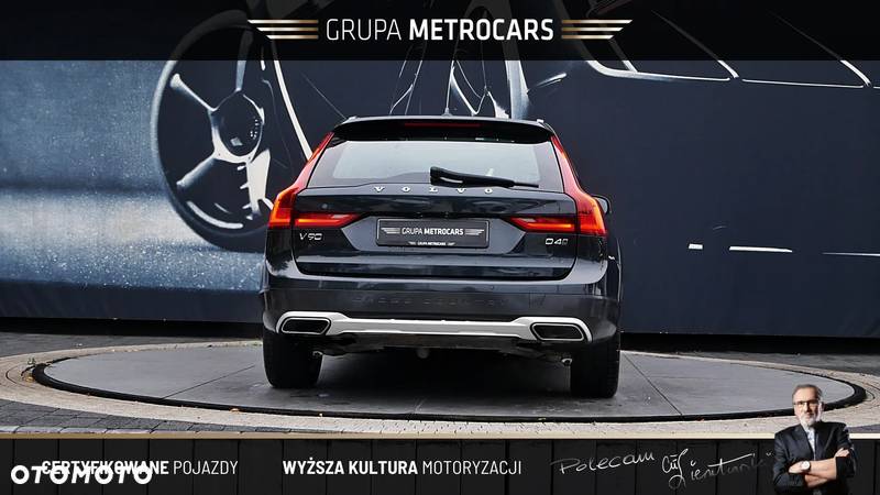 Volvo V90 Cross Country D4 AWD Pro - 9