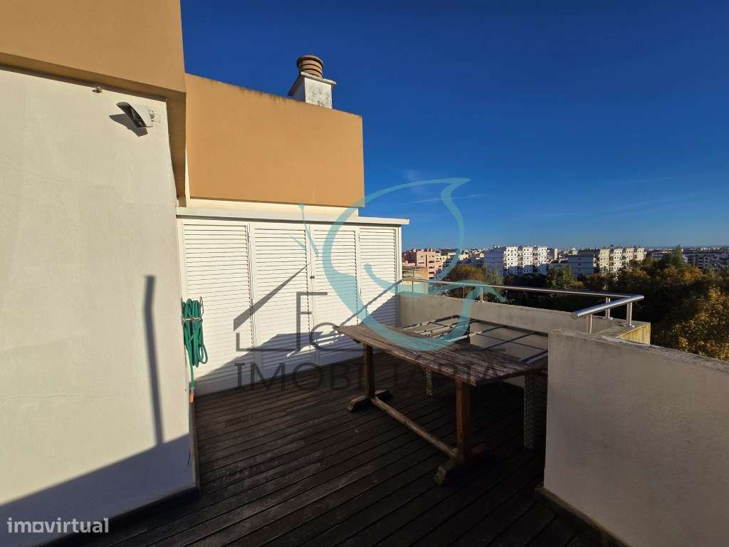 EXCLUSIVO - EXCELENTE APARTAMENTO DUPLEX DE 5 ASSOALHADAS, COM GARA...-56