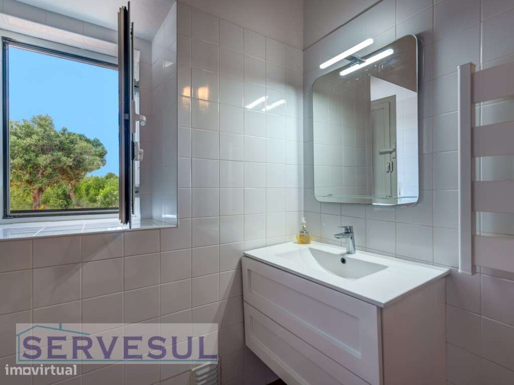 Luxuosa Moradia de luxo de 2 andares composta por 4 quartos, com um...-34