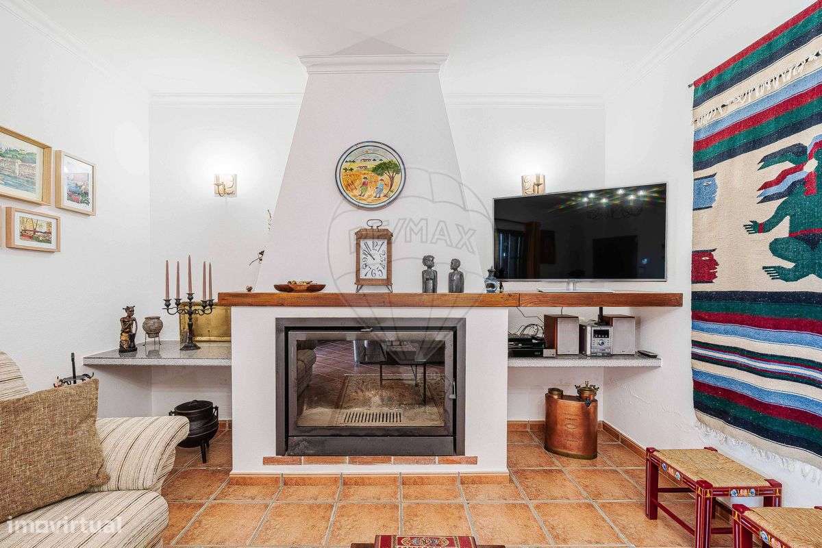 Moradia T4 para venda-13