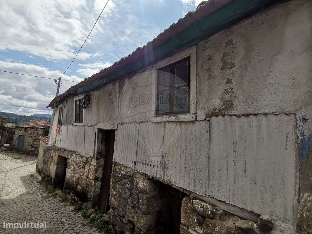 Moradia T2 para venda - Grande imagem: 2/6