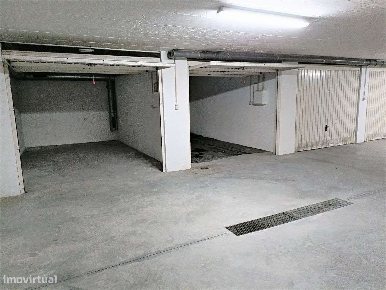 Garagem centro Montijo | Tipo boxe com 17 m2 | construção recente - Grande imagem: 2/15