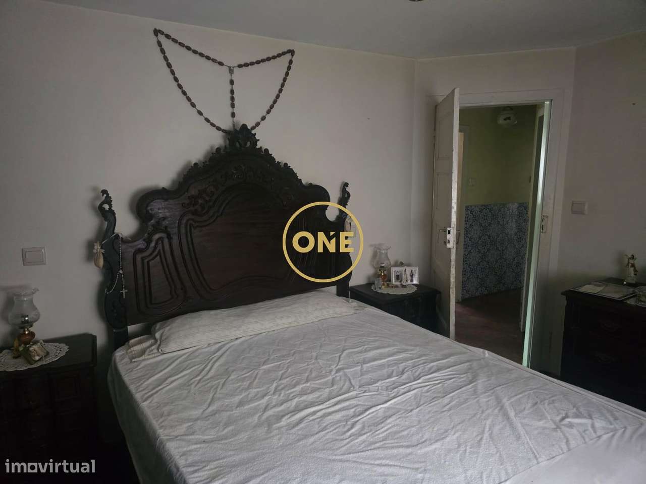 Moradia T2 para Restauro com Elevado Potencial em Agrela – Santo Tirso-10