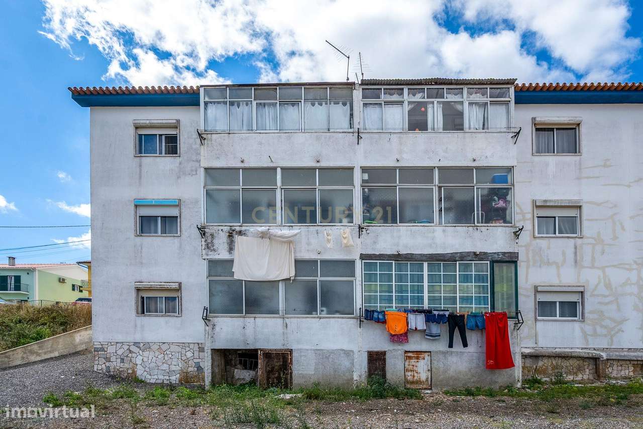 Prédio com 2 Apartamentos - Sabugo (Almargem do Bispo)-5