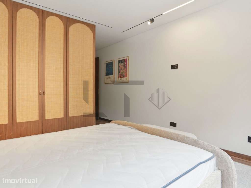 Apartamento T1 Totalmente Renovado com Acabamentos de Luxo, Varanda...-13