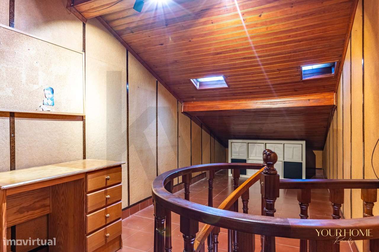 Espaçoso Apartamento T3 com vista desafogada, para arrendamento em Lo - Grande imagem: 4/31