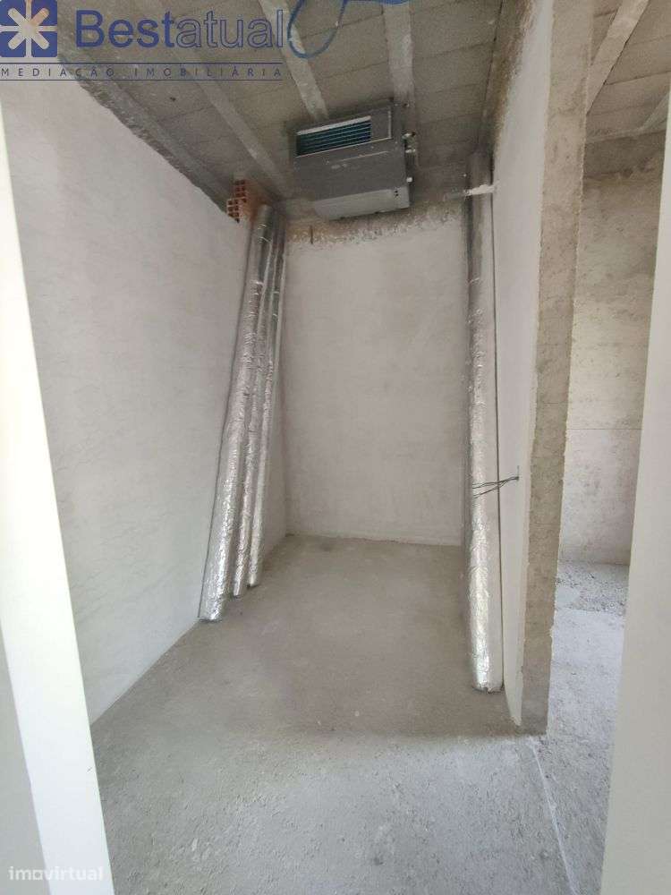 Moradias Bifamiliar - Acab. de Qualidade - Avidos-22