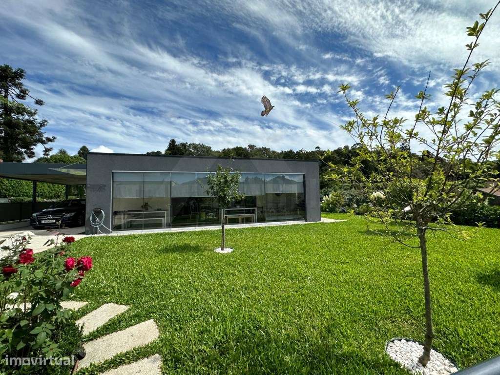 Moradia térrea, no centro da Vila - Grande imagem: 4/36