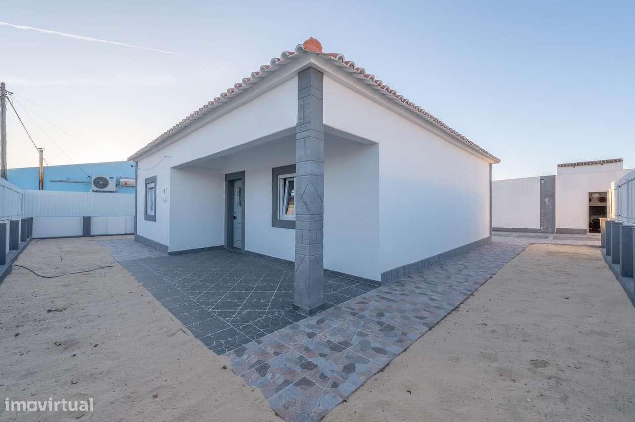 Moradia Isolada T2 com jardim, Carrasqueira, Alcacer do Sal - Grande imagem: 2/26