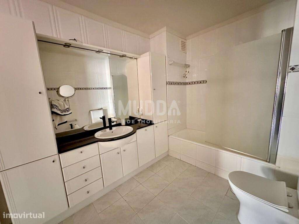 Apartamento T3 no coração de Matosinhos – Metro à porta e praia a 800m-13