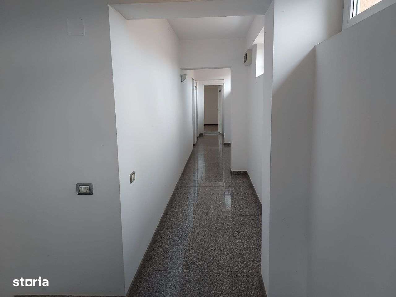 Cladire la cheie 2 ap si 8 garsoniere Deva cartier Grigoresc 495 mp - Imagine principală: 4/14