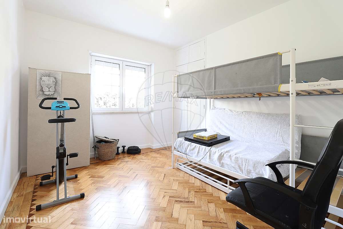 Moradia T6 para venda-30