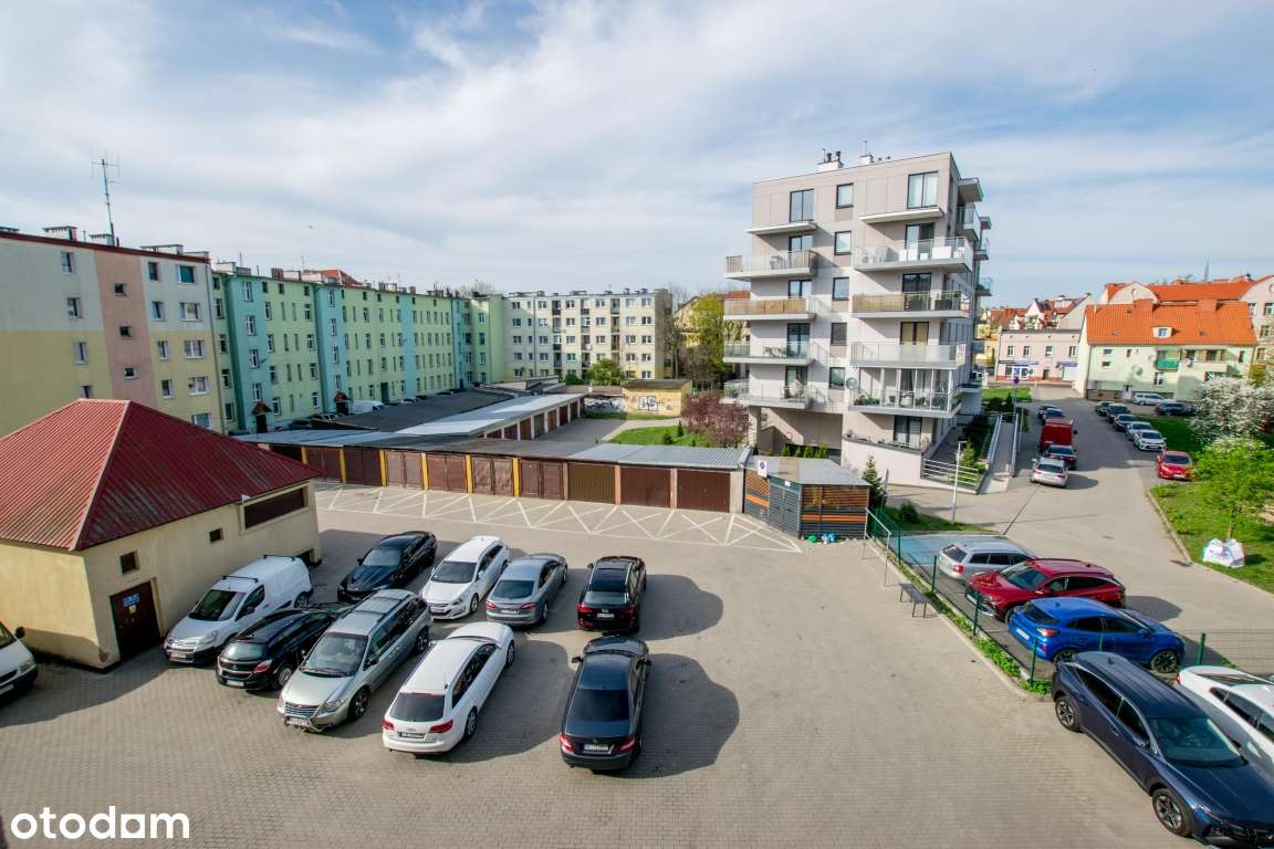 Mieszkanie 3-pok. 53m2 w samym centrum, przy plaży, II piętro.-10