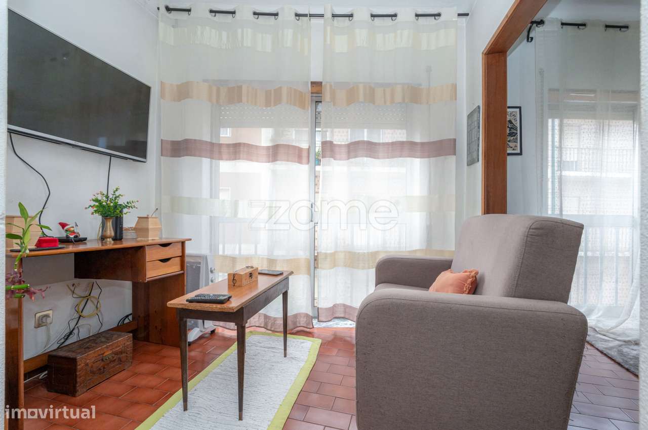 Moradia T5 | São Martinho do Bispo | c/ Garagem - Grande imagem: 3/31