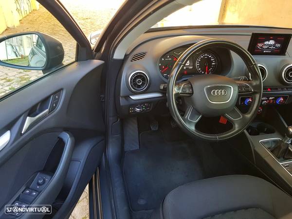 Audi A3 Sportback 1.6 TDI Attraction Ultra - 42