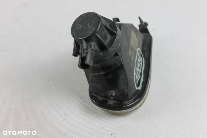 Halogen przeciwmgielny prawy przód przedni Renault 19 żółty - 7