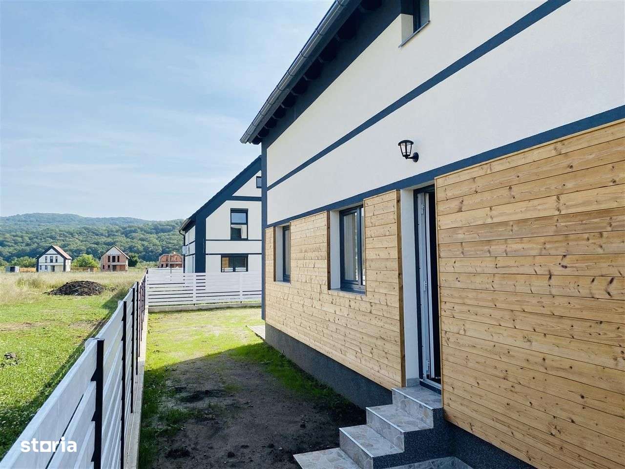 Casa individuala intabulata, 4 camere, 3 bai, la cheie - teren 470 mp - Imagine principală: 5/14