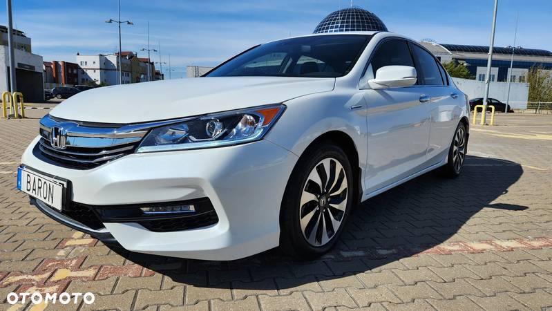 Honda Accord - 1