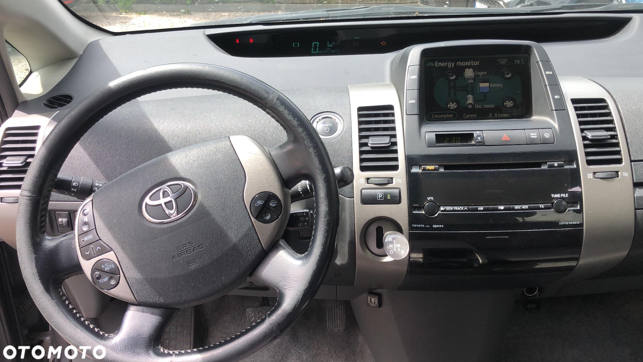 Toyota Prius - 10