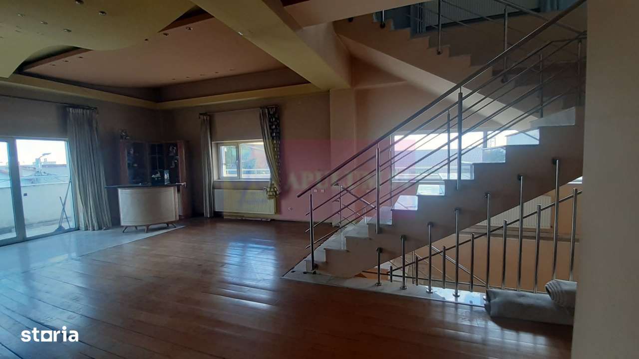 Vilă Mare în Voluntari - Imagine principală: 3/20