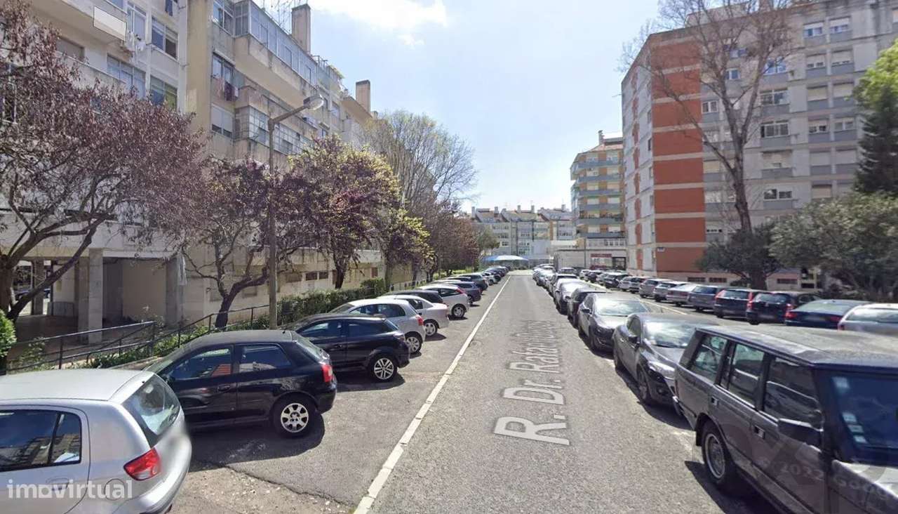 T3 RENOVADO Benfica com elevador - Grande imagem: 5/7