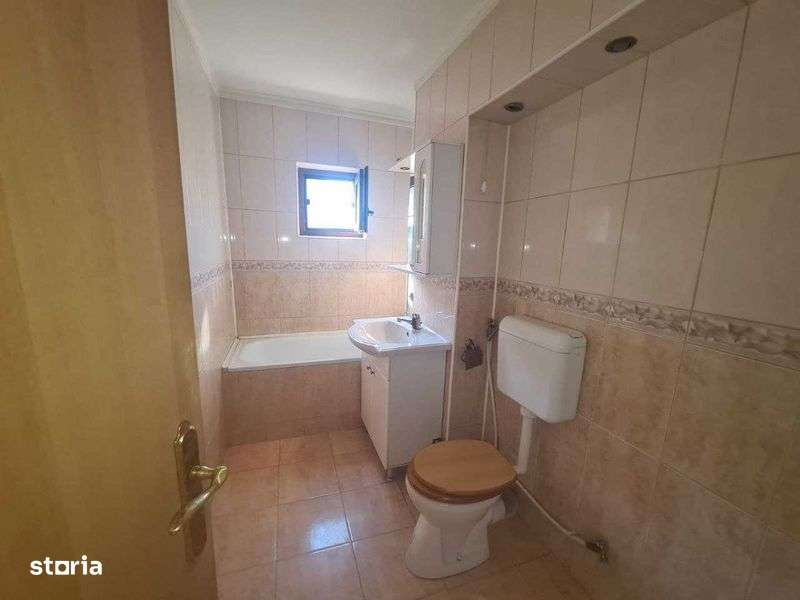 Proprietar apartament 4 camere la piata mica (centru) et 3/4 decomadat - Imagine principală: 2/8