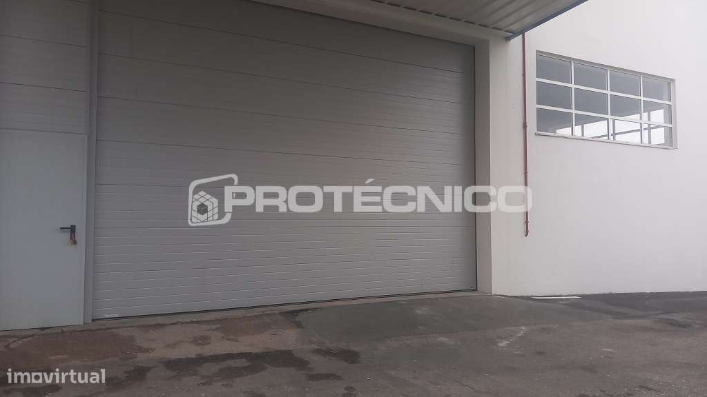 Armazém + Zona Administrativa 900m2 – Aveiro - Grande imagem: 3/33
