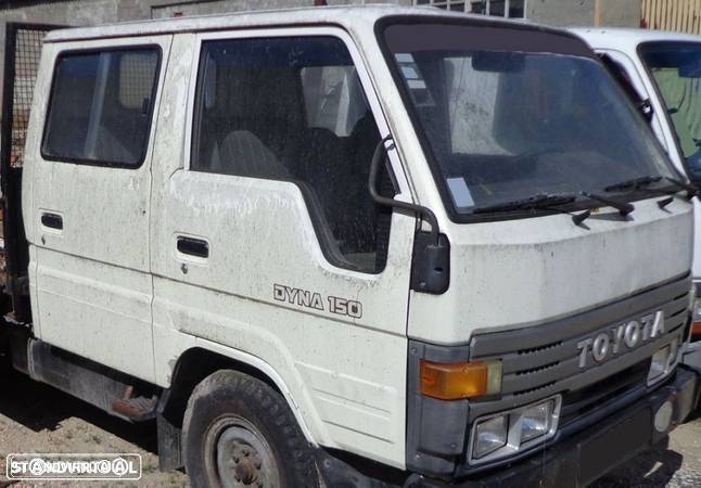 Toyota Dyna 150 2.8 de 1996 - Cabine Dupla - 1