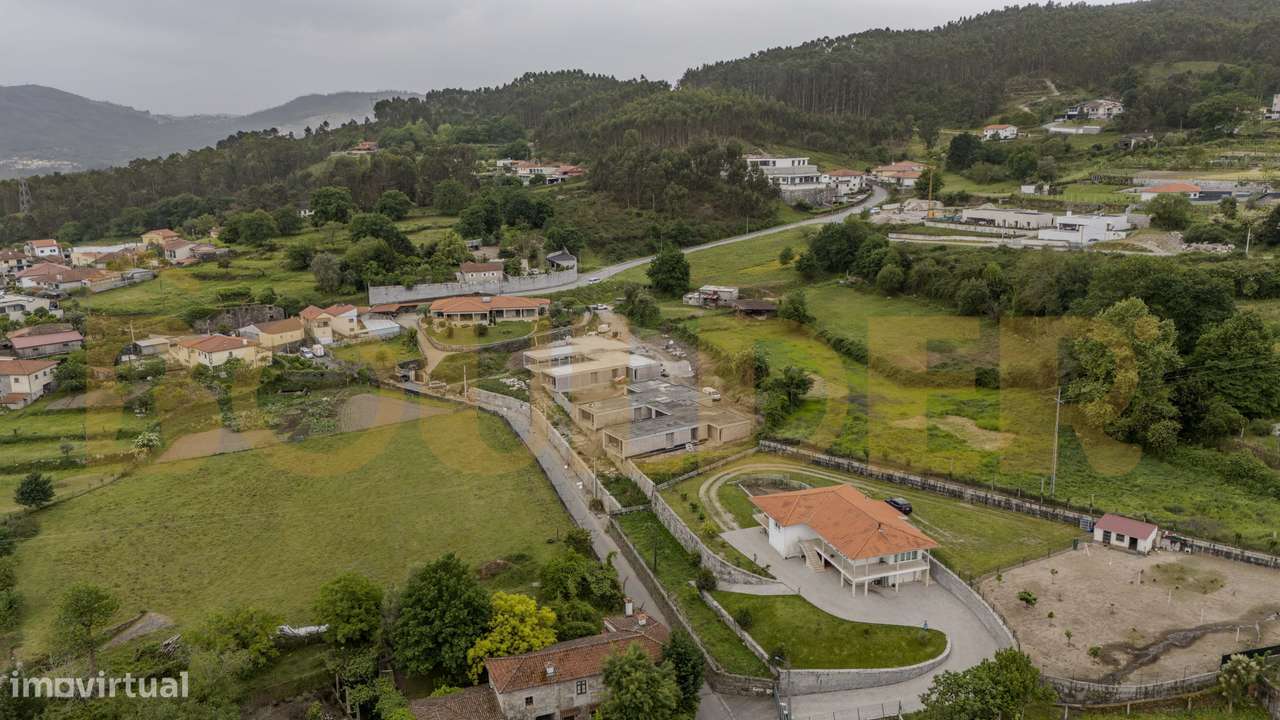 Moradia T3+1 em Galegos-4