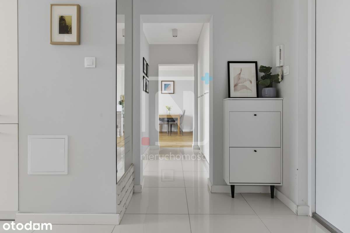 Metro Wilanowska/Parking/Jasne/Klimatyzacja/ - Pełny obrazek: 4/19