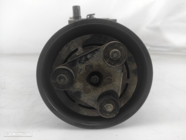 Compressor Do Ac Hyundai Accent I (X-3) - 2