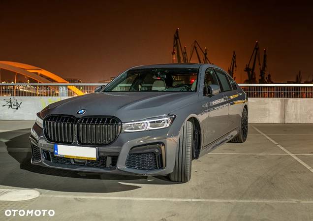 BMW Seria 7 750Li xDrive sport - 4