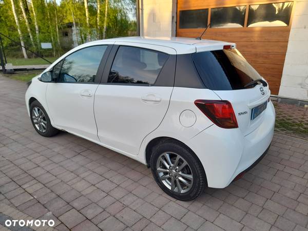 Toyota Yaris - 4