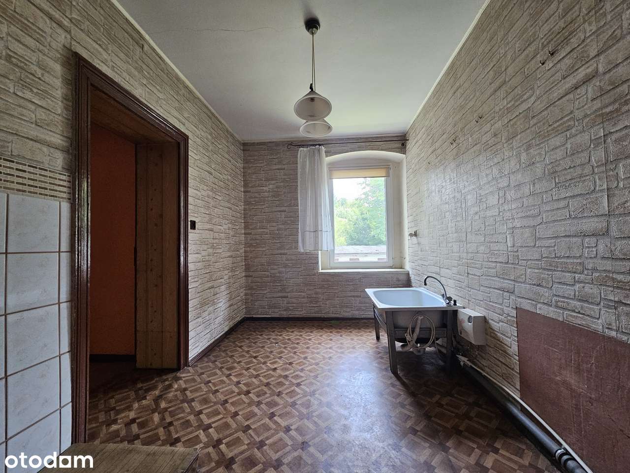 Kawalerka 40m2, Leśna ul. Reja, Do Generalnego Remontu-9