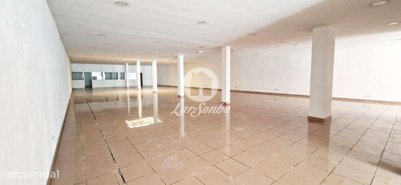 Loja com 459m2 em Paranhos, Porto - Grande imagem: 2/14