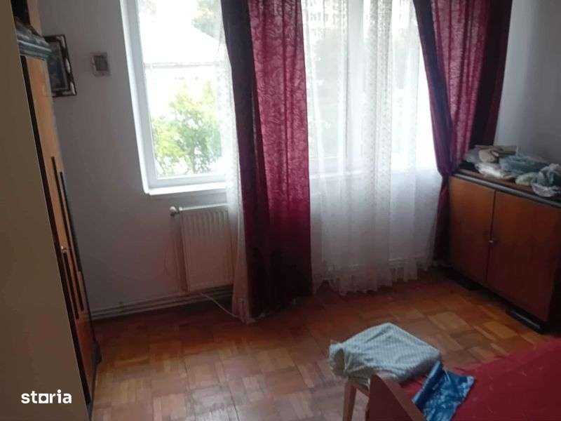 Apartament 2 cam ultracentral 50mp etaj 2 centrala termica termoizolat - Imagine principală: 4/7