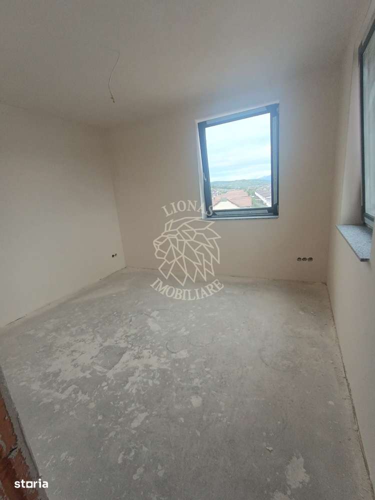 Apartament 3 camere, balcon, et 1 - Nou Finisat la cheie- Zona Terra - Imagine principală: 1/3