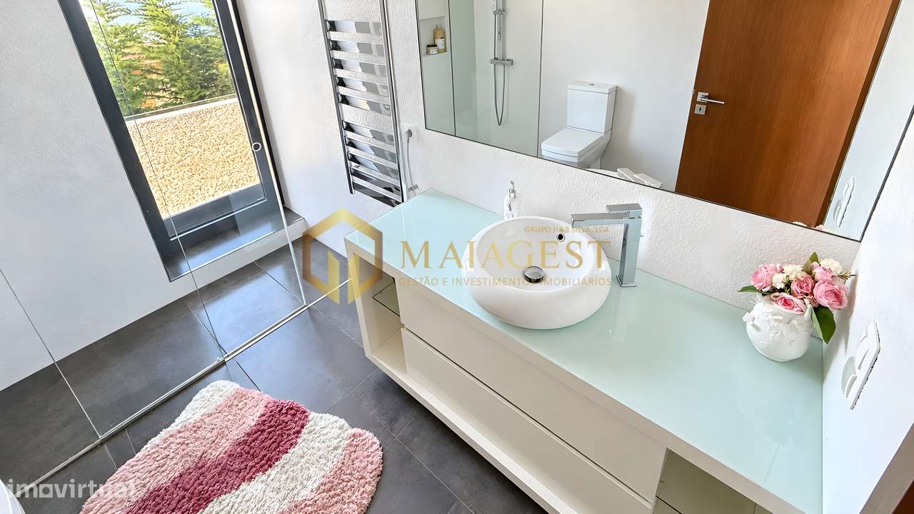 Moradia T3 Independente com Piscina, Amplo Jardim e Privacidade-11