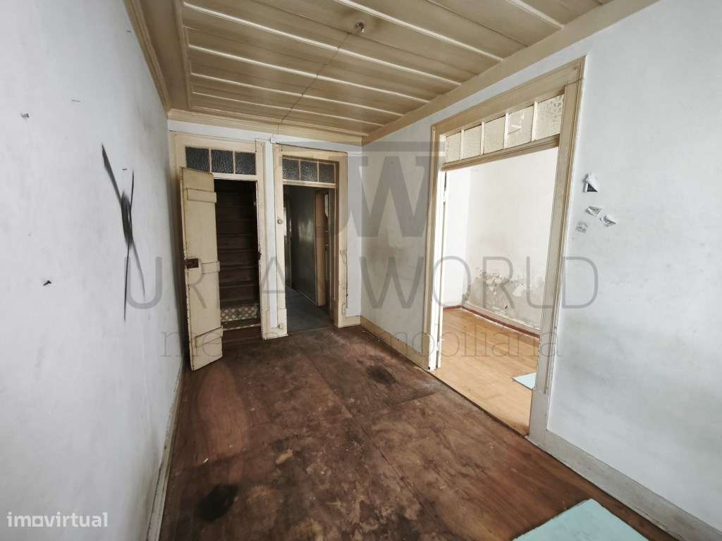 Prédio P/ Recuperar, Estrela - Lisboa, 398m2-41