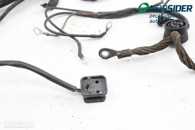 Instala elect comparti motor Mercedes 190 _201|82-93 - 4