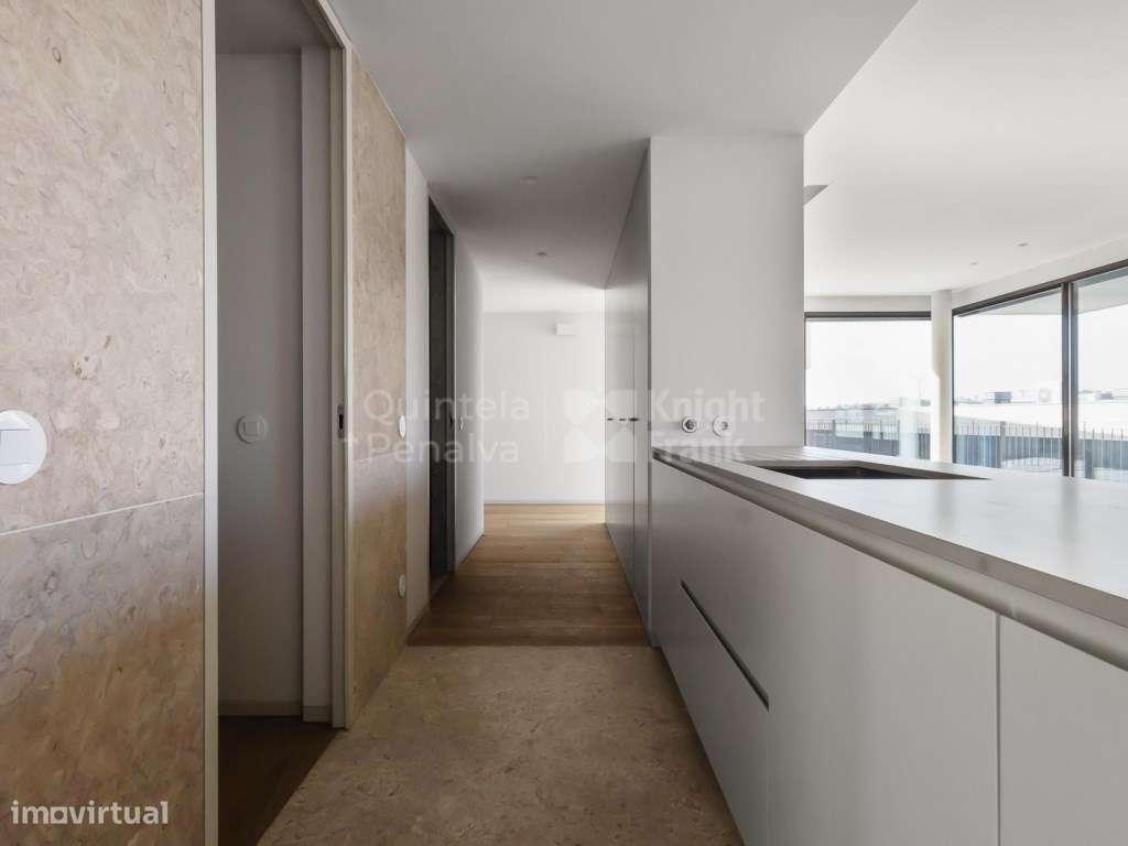 Apartamento T2 duplex para venda em Vila Nova de Gaia - Grande imagem: 5/18