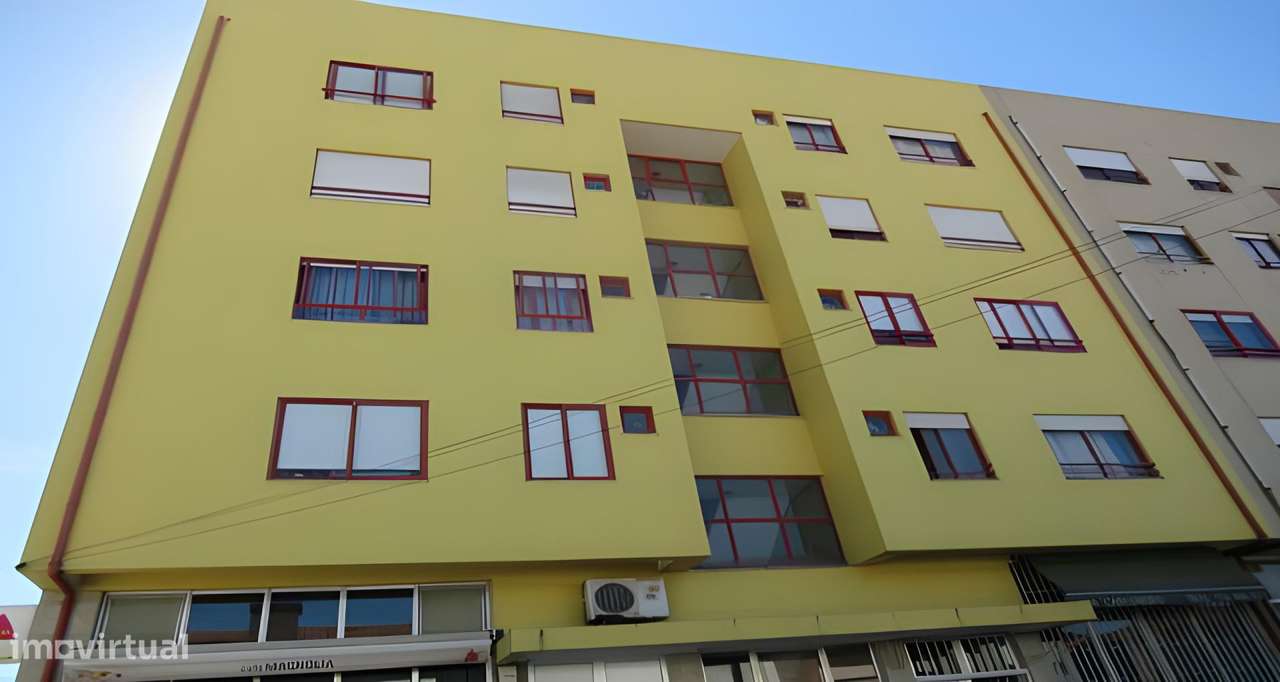 Apartamento T2 em Custóias - Grande imagem: 2/17