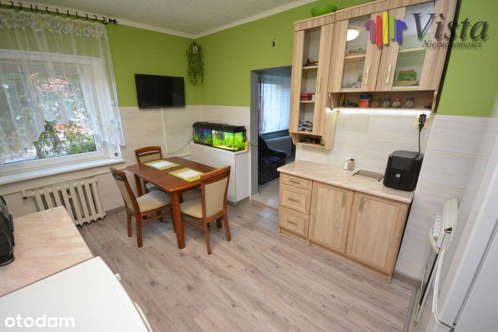 Bliźniak w spokojnym miejscu-1